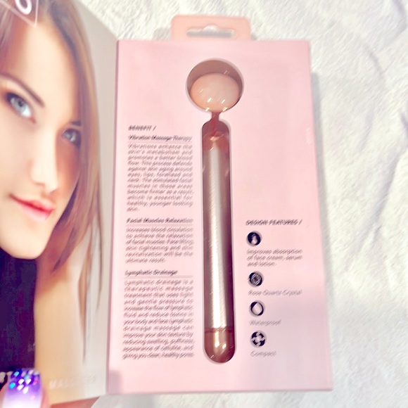 Luxe + Willow PHOENIX - Rose Quartz Vibrating Facial Roller BNIB! - Picture 3 of 12